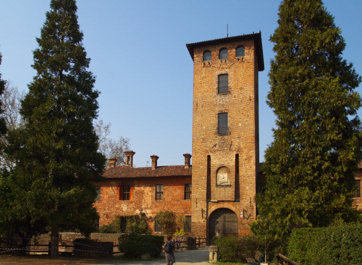 Castello di Peschiera Borromeo, Italy